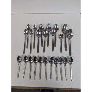 Easterling Set of 24 Stainless Steel Japan Rhineland Teapsoons Tablespoons